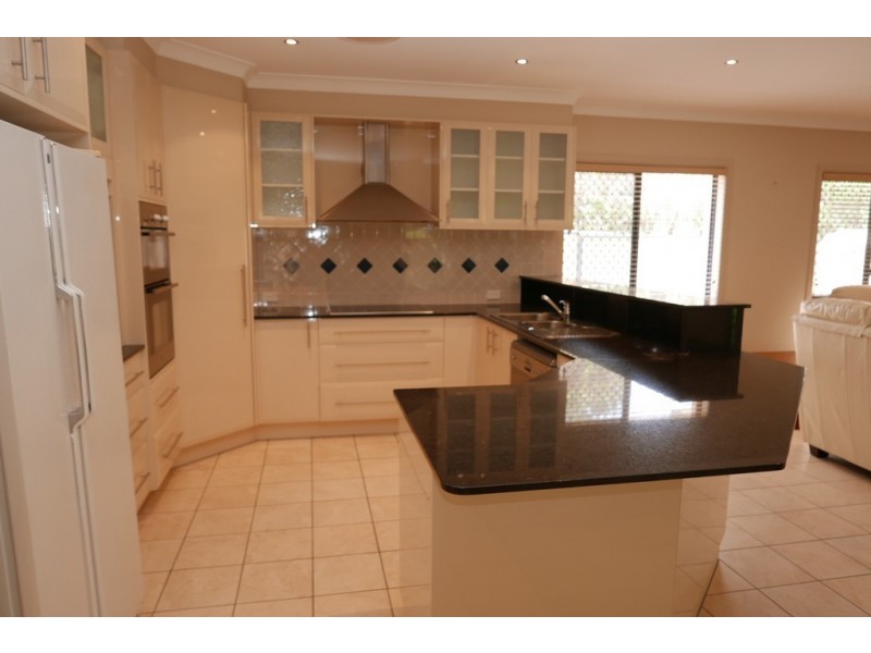 34 Khandalla Street, Upper Mount Gravatt QLD 4122