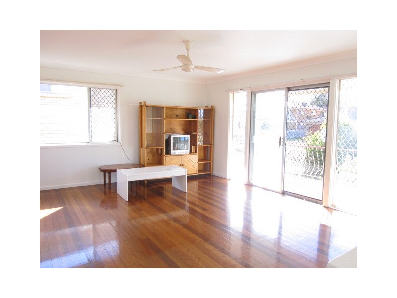 4 Marla Street, Robertson QLD 4109