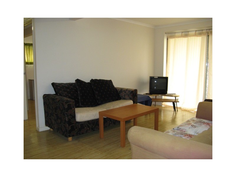 19 Warrington Street, Robertson QLD 4109