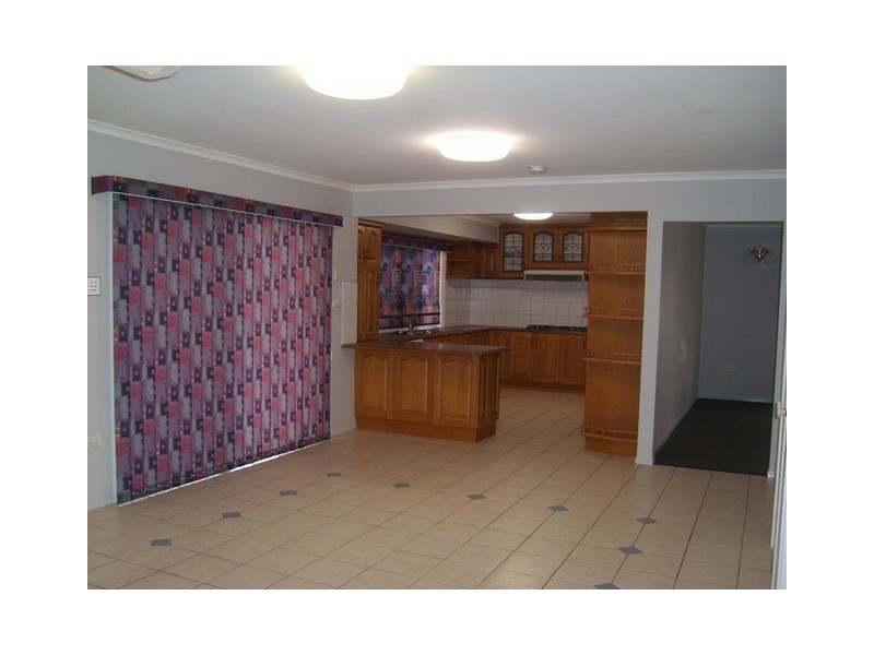 12 Gangar Close, Eight Mile Plains QLD 4113