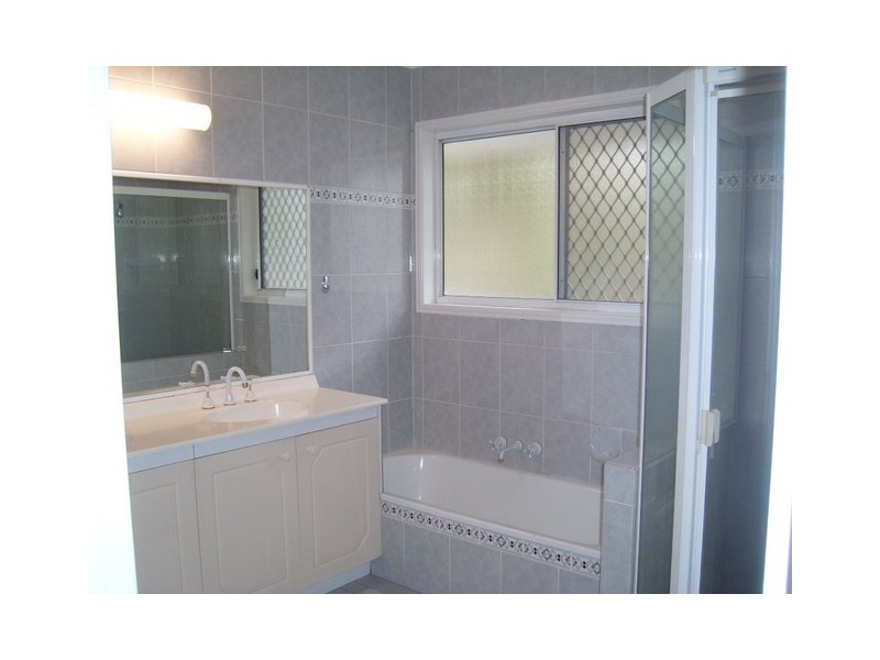 12 Gangar Close, Eight Mile Plains QLD 4113