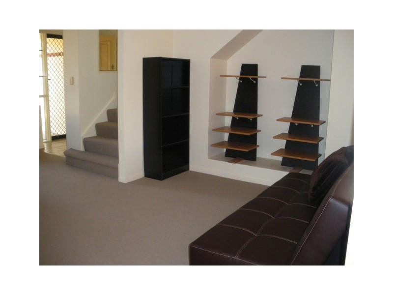 28 Sirett Street, Runcorn QLD 4113