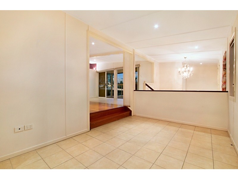 14 Vista Street, Balmoral QLD 4171