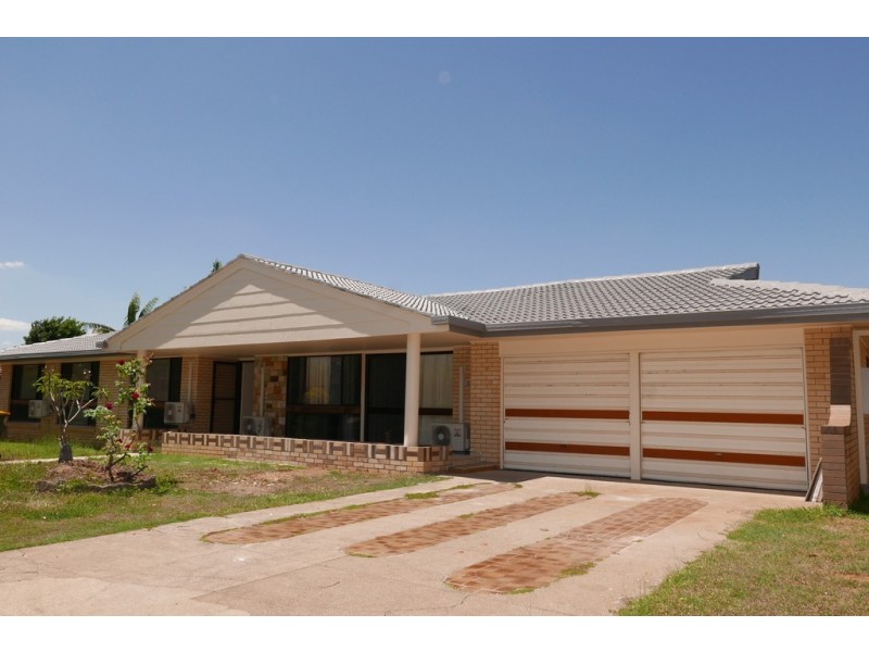 8 Cornell Street, Robertson QLD 4109