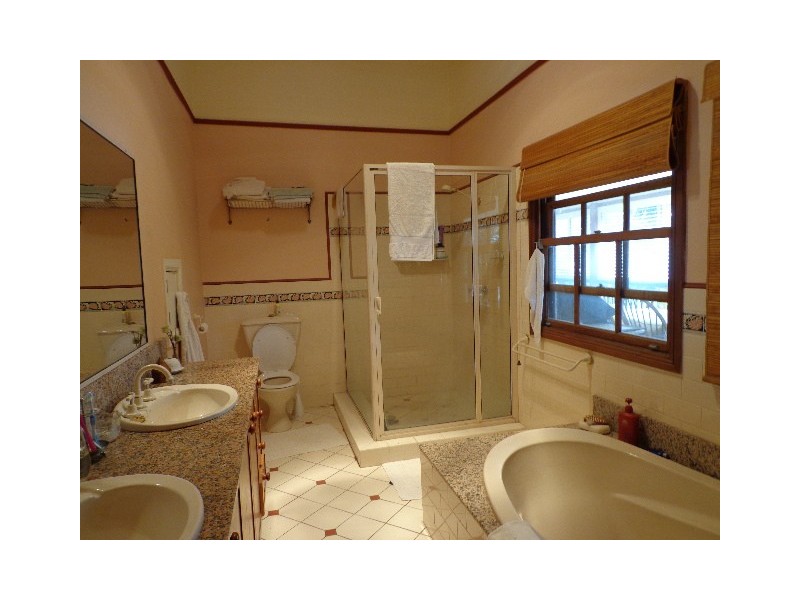 11 Paxton Street, Cleveland QLD 4163