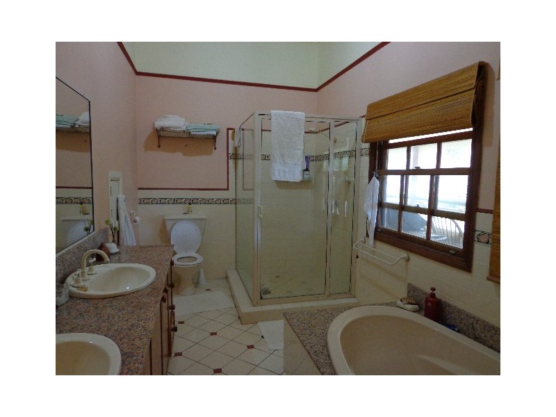 11 Paxton Street, Cleveland QLD 4163