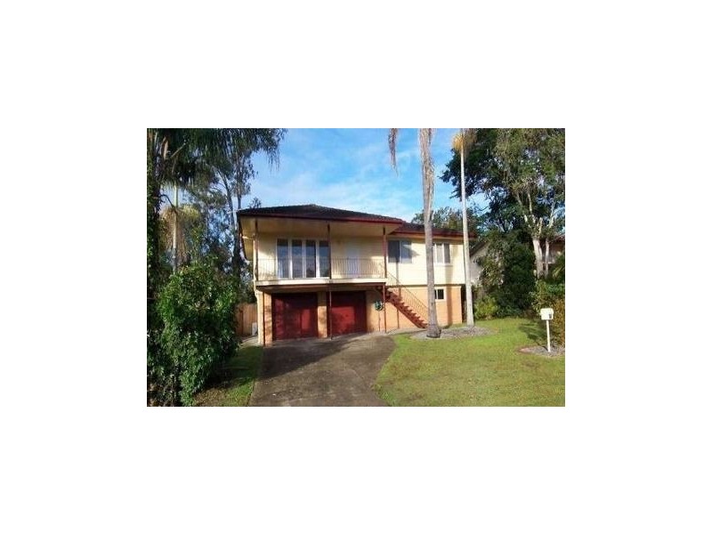50 Grout Street (Upstairs Only), Macgregor QLD 4109