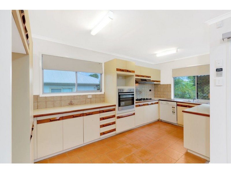 162 NORTH ROAD, Woodridge QLD 4114