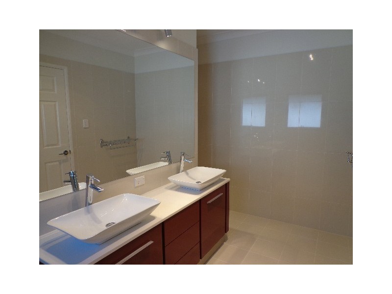 55A Ryhill Road, Sunnybank Hills QLD 4109