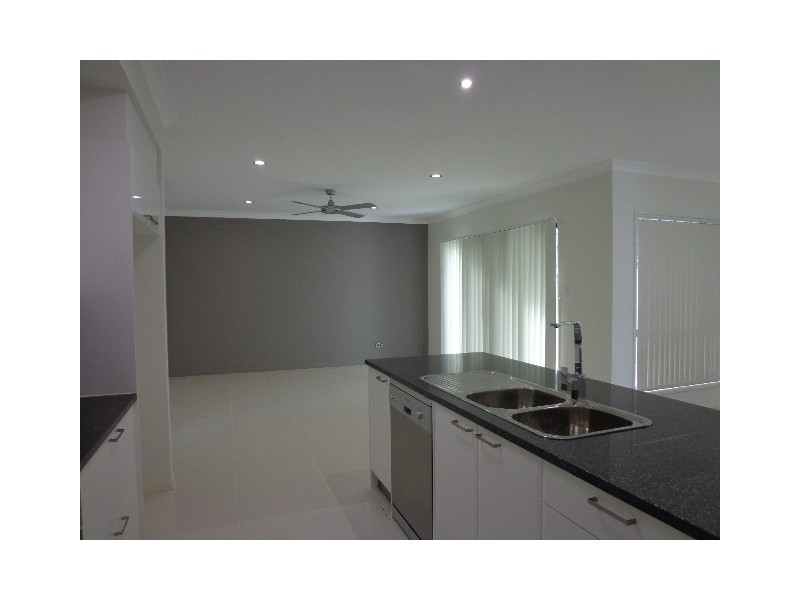 55A Ryhill Road, Sunnybank Hills QLD 4109