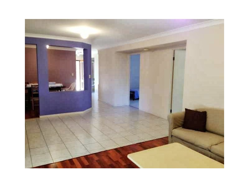 6 Emerald Place, Runcorn QLD 4113