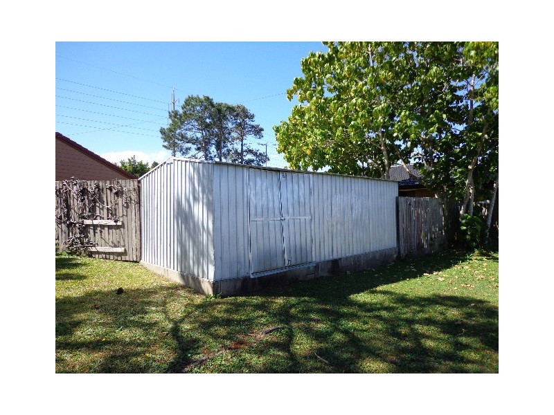 2 Magnolia Street, Daisy Hill QLD 4127
