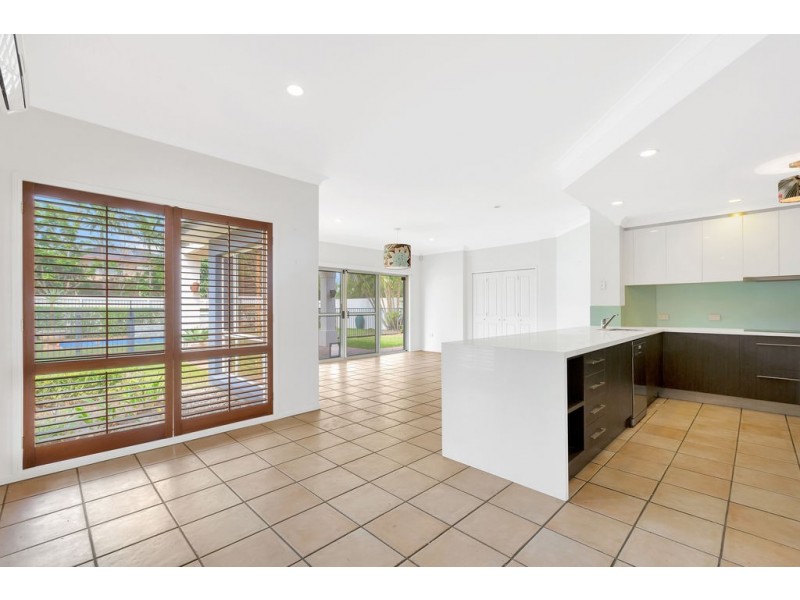 66 Delaney Circuit, Carindale QLD 4152