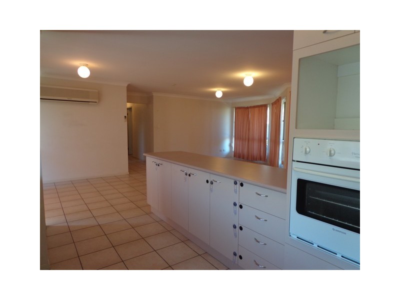 29 Bellflower Place, Calamvale QLD 4116