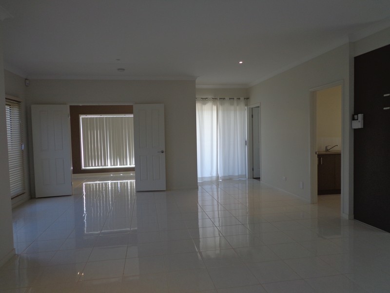 25 Collett Steet, Eight Mile Plains QLD 4113