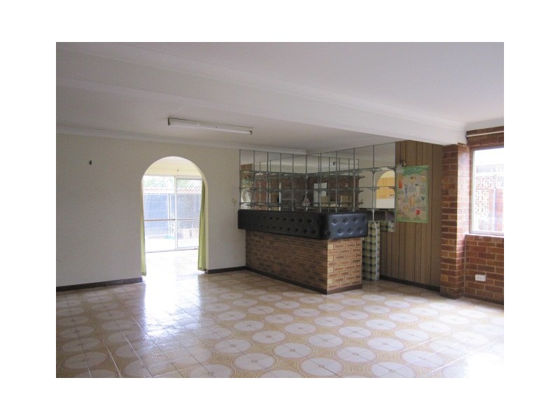12 Prudence Street, Robertson QLD 4109