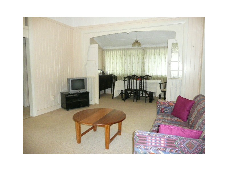 11 Delville Avenue, Moorooka QLD 4105