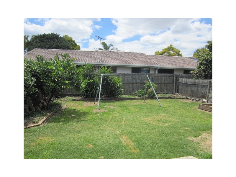 33 Warrigal Road, Runcorn QLD 4113