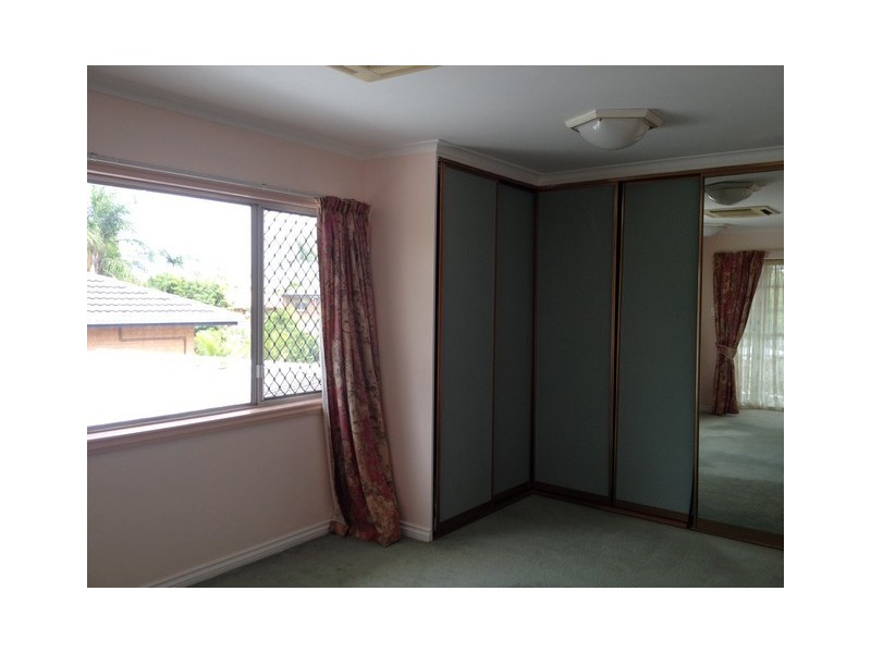 5 Nidalla Street, Macgregor QLD 4109