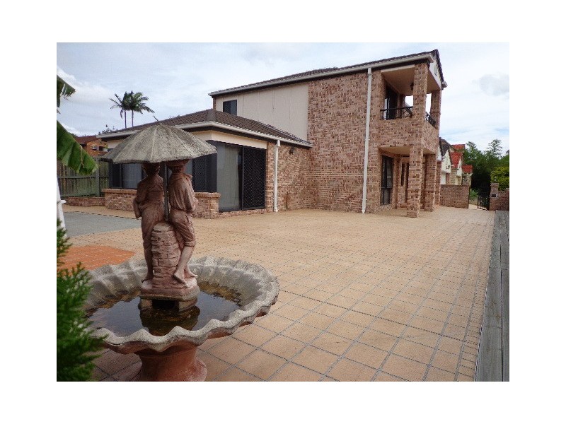 6 Jade Close, Robertson QLD 4109