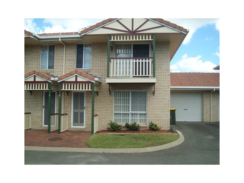 2/10 Vinal Street, Robertson QLD 4109
