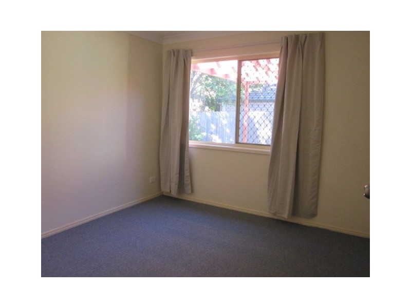 22 Magnolia Grove, Robertson QLD 4109