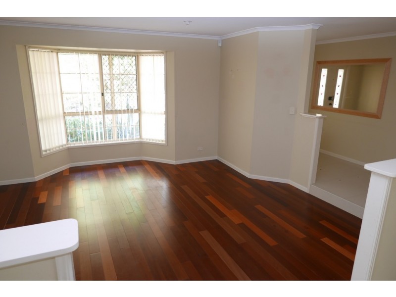 11 Robynne Place, Kuraby QLD 4112