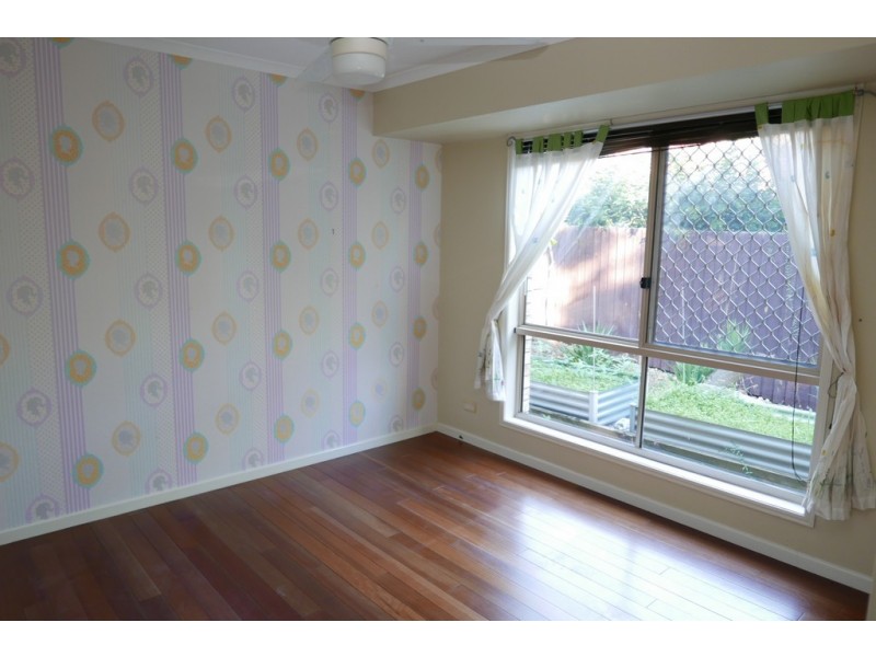 11 Robynne Place, Kuraby QLD 4112