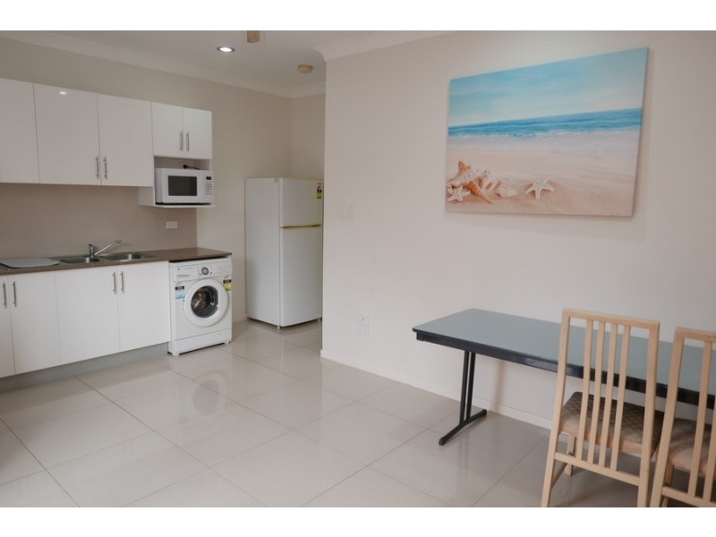 106 Mains Road, Sunnybank QLD 4109