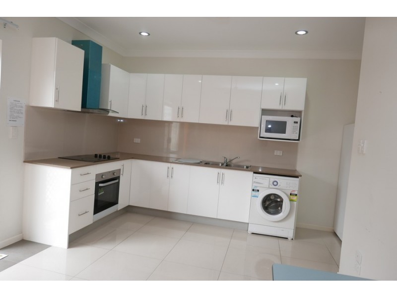 106 Mains Road, Sunnybank QLD 4109