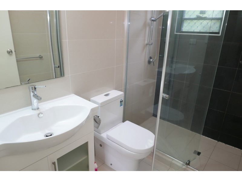 106 Mains Road, Sunnybank QLD 4109