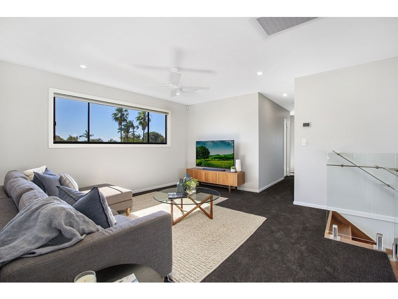 11a PEAR STREET, Runcorn QLD 4113