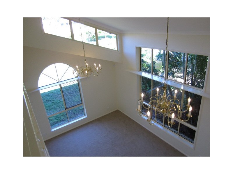 3 Jacaranda Place, Eight Mile Plains QLD 4113