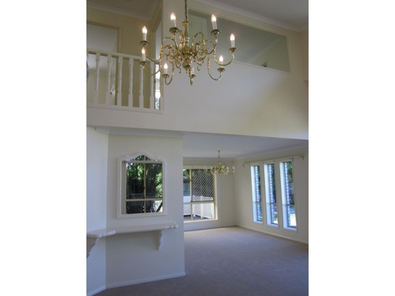 3 Jacaranda Place, Eight Mile Plains QLD 4113