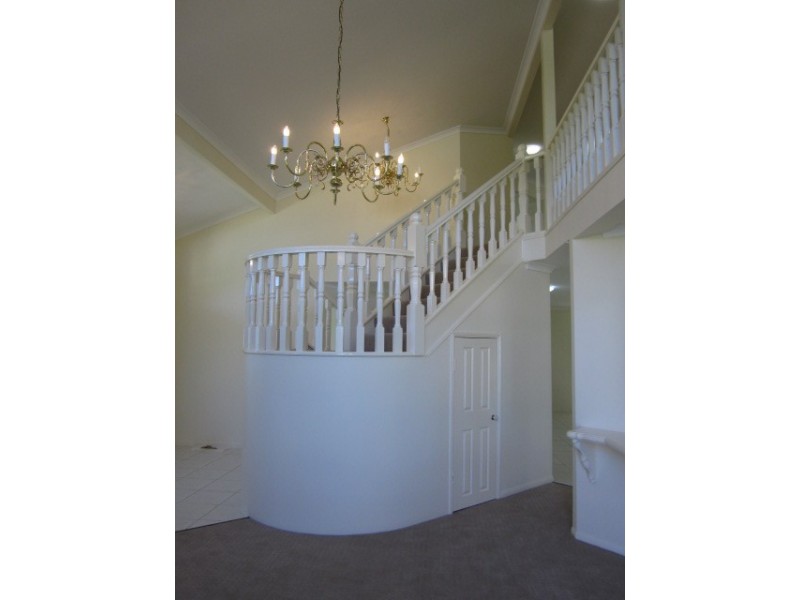 3 Jacaranda Place, Eight Mile Plains QLD 4113