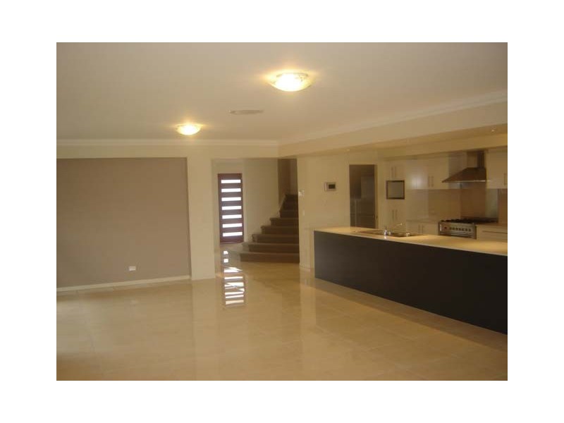 Stretton QLD 4116