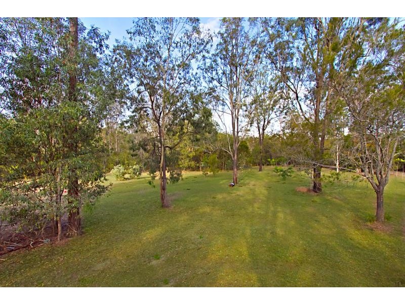 102-112 Minugh Road, Jimboomba QLD 4280