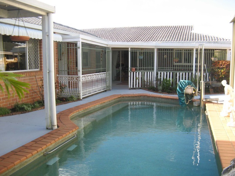 7 Angelina Street, Macgregor QLD 4109