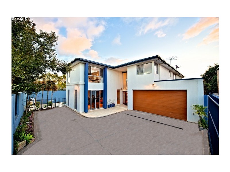 25 Cavallaro Street, Robertson QLD 4109