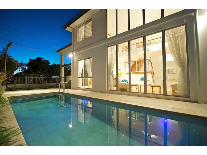 25 Cavallaro Street, Robertson QLD 4109