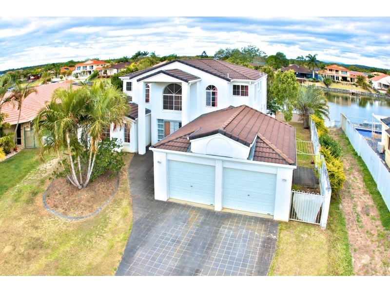 41 Saltwater Terrace, Helensvale QLD 4212