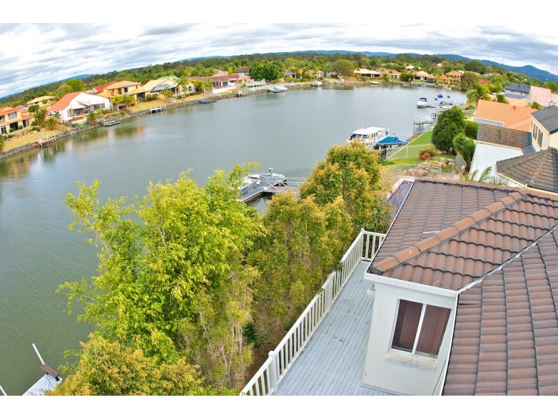 41 Saltwater Terrace, Helensvale QLD 4212