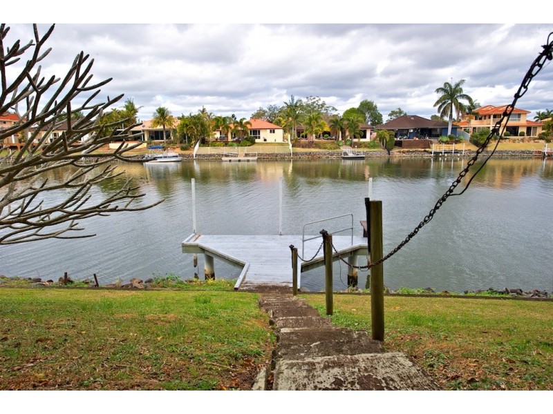 41 Saltwater Terrace, Helensvale QLD 4212