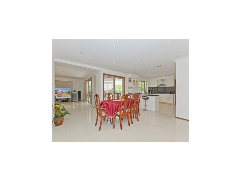 5 Hickory Place, Calamvale QLD 4116