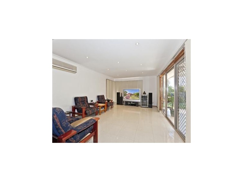 5 Hickory Place, Calamvale QLD 4116