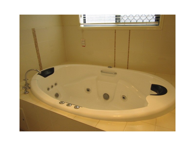 15/17 Tick Street, Mount Gravatt East QLD 4122