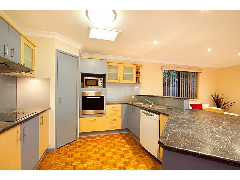 12 Calliandra Place, Calamvale QLD 4116