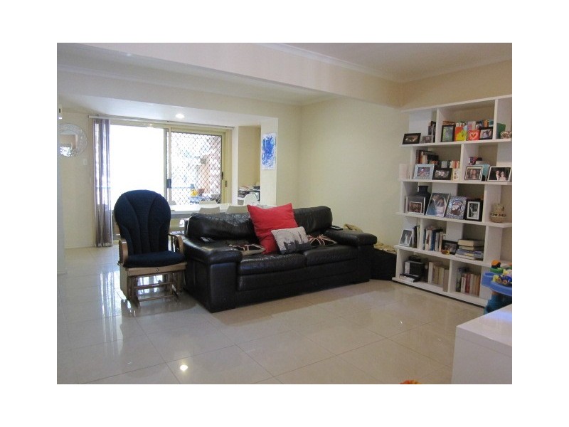 27/36 Andrew Street, Balmoral QLD 4171