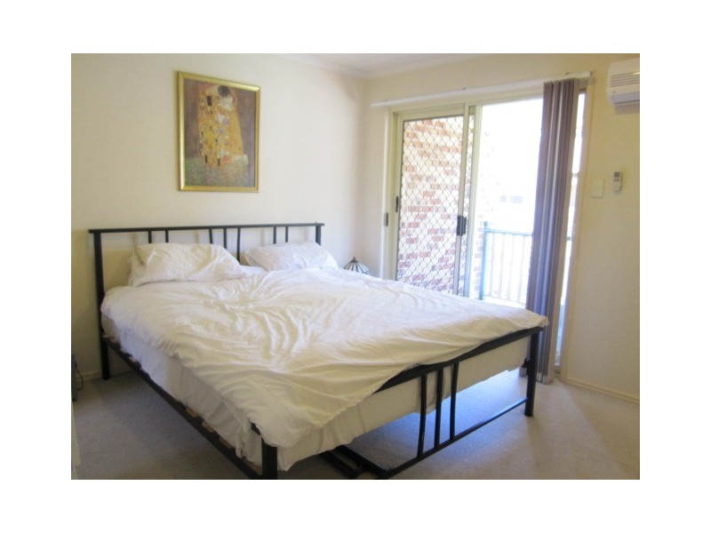 27/36 Andrew Street, Balmoral QLD 4171