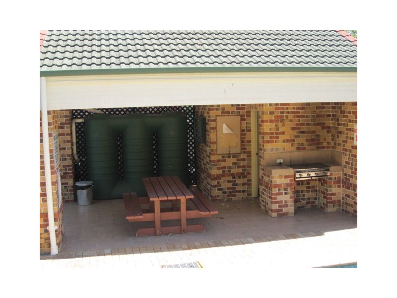 27/36 Andrew Street, Balmoral QLD 4171